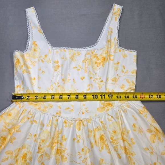 WAYF Desi Corset Midi Dress Small White Yellow Floral Lace Trim Milkmaid Size S - Picture 10 of 13